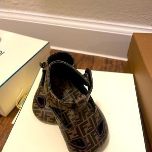 Fendi baby girl sandal